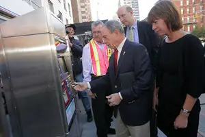 Bloomberg buys his Select Bus ticket